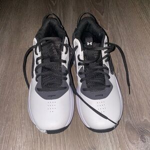 Brand new Under Armour size 6.5Y